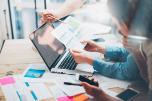 как выбрать бюро